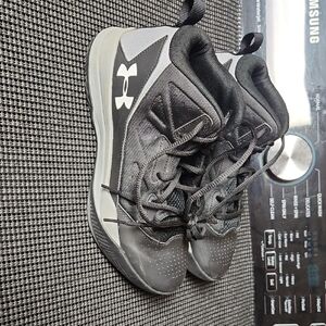Under Armour Charcoal and Black Athletic Shoes